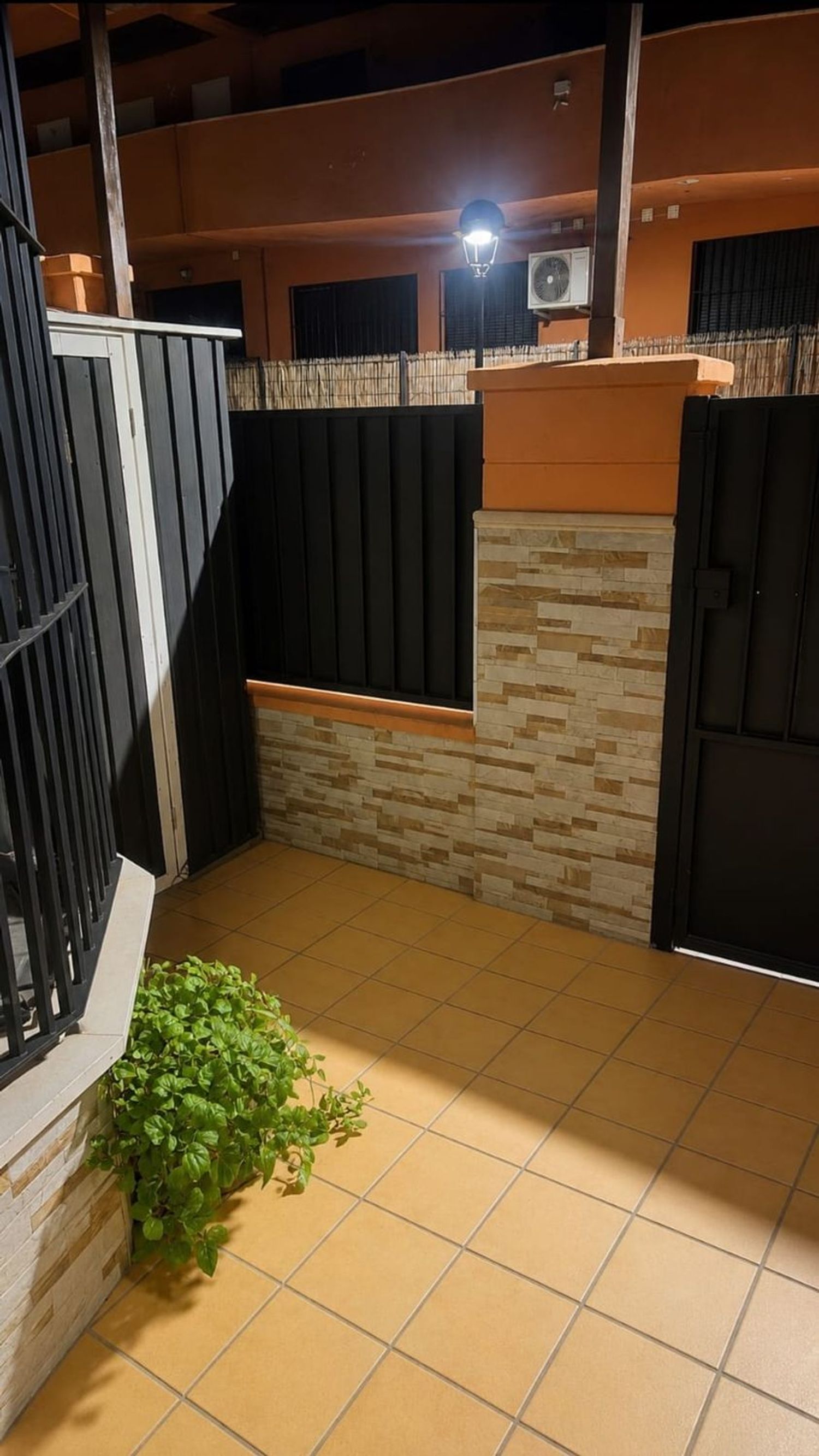 Chalet adosado en Calle Bernarda y Fernanda de Utrera, 1, Guillena pueblo, Guillena pueblo - Foto 5