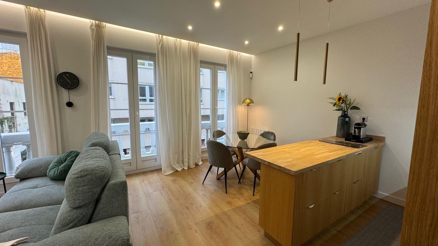 Piso en calle Falperra, 13