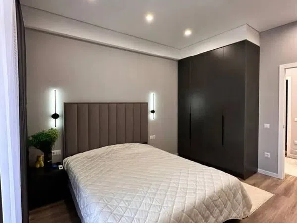 Piso en plaza Pintor Dubón, 3