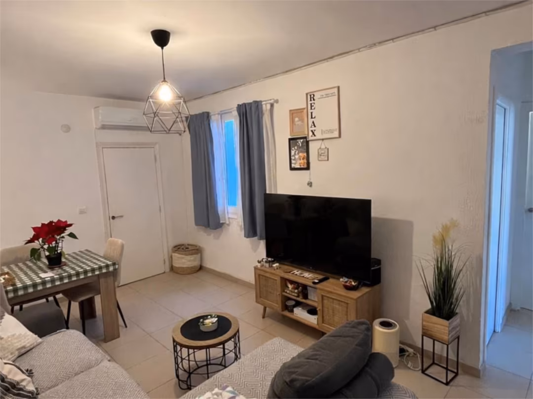 Piso en  Avenida de la Viñuela 18