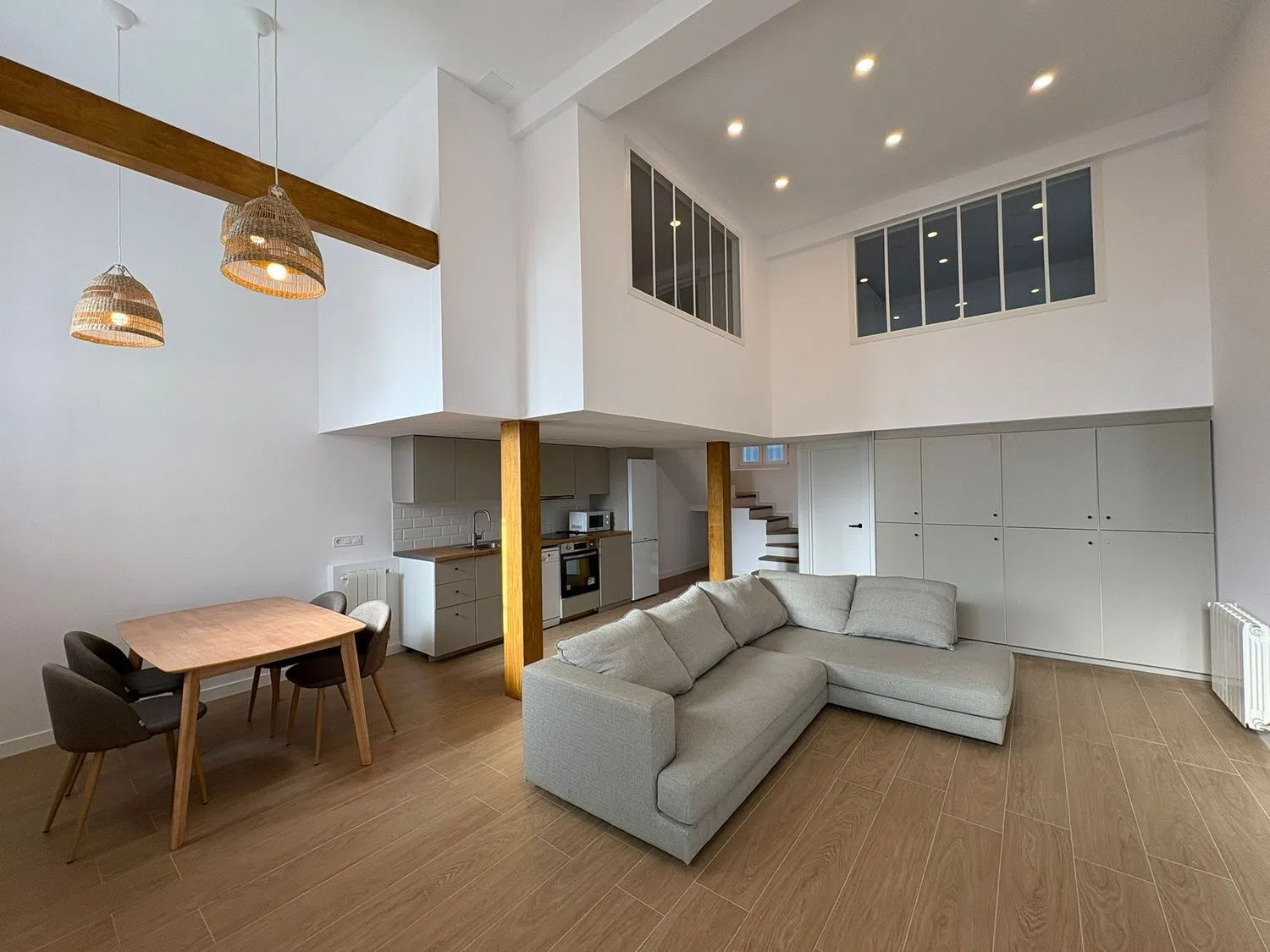 Dúplex en Cuatro Caminos - Foto 1