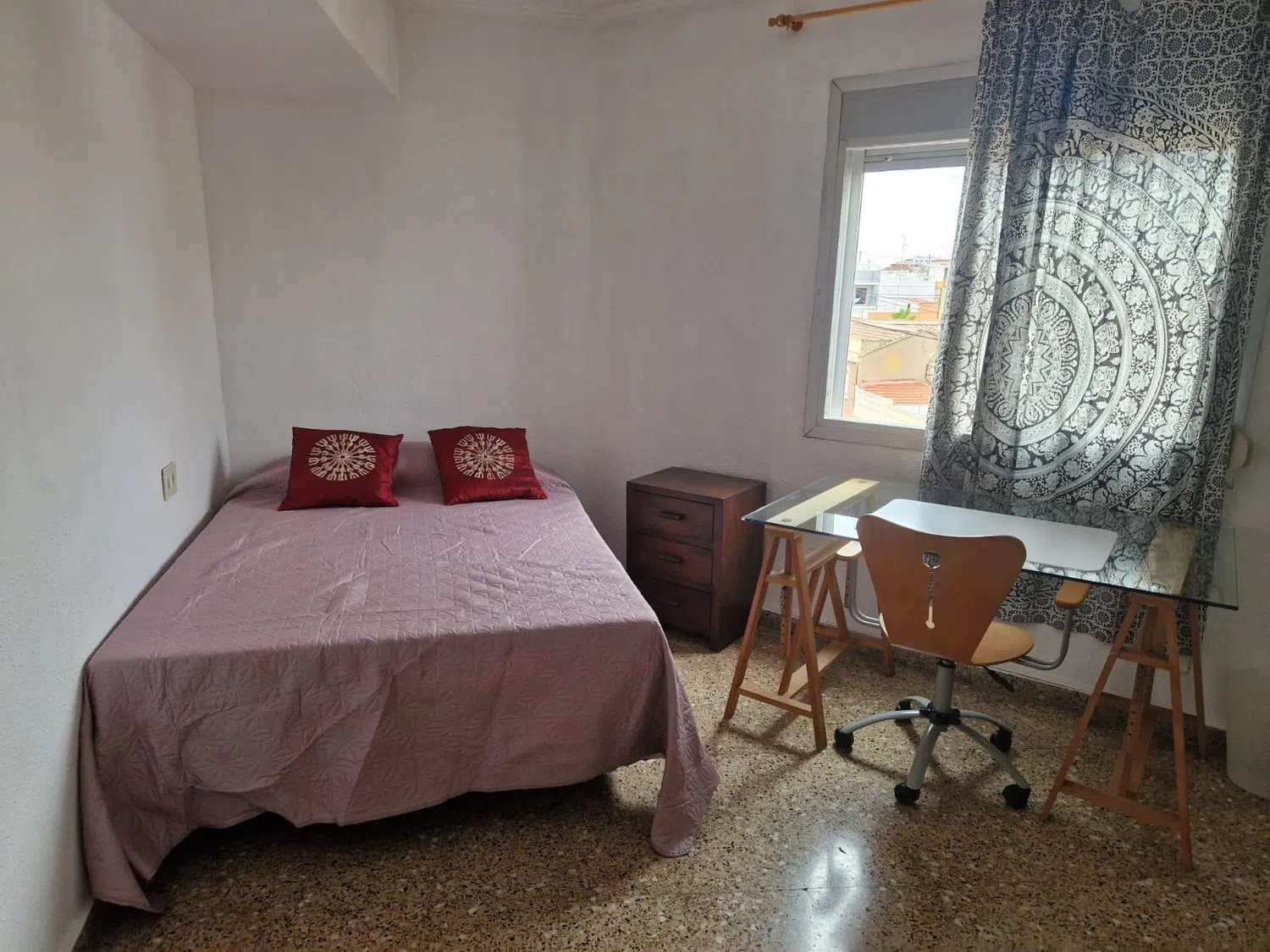 Piso en calle d'Enric Navarro, 30 - Foto 4
