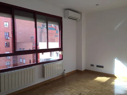 Piso en calle Emiliano Barral, 13