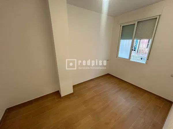 Piso en Calle Pol Lux - Foto 1