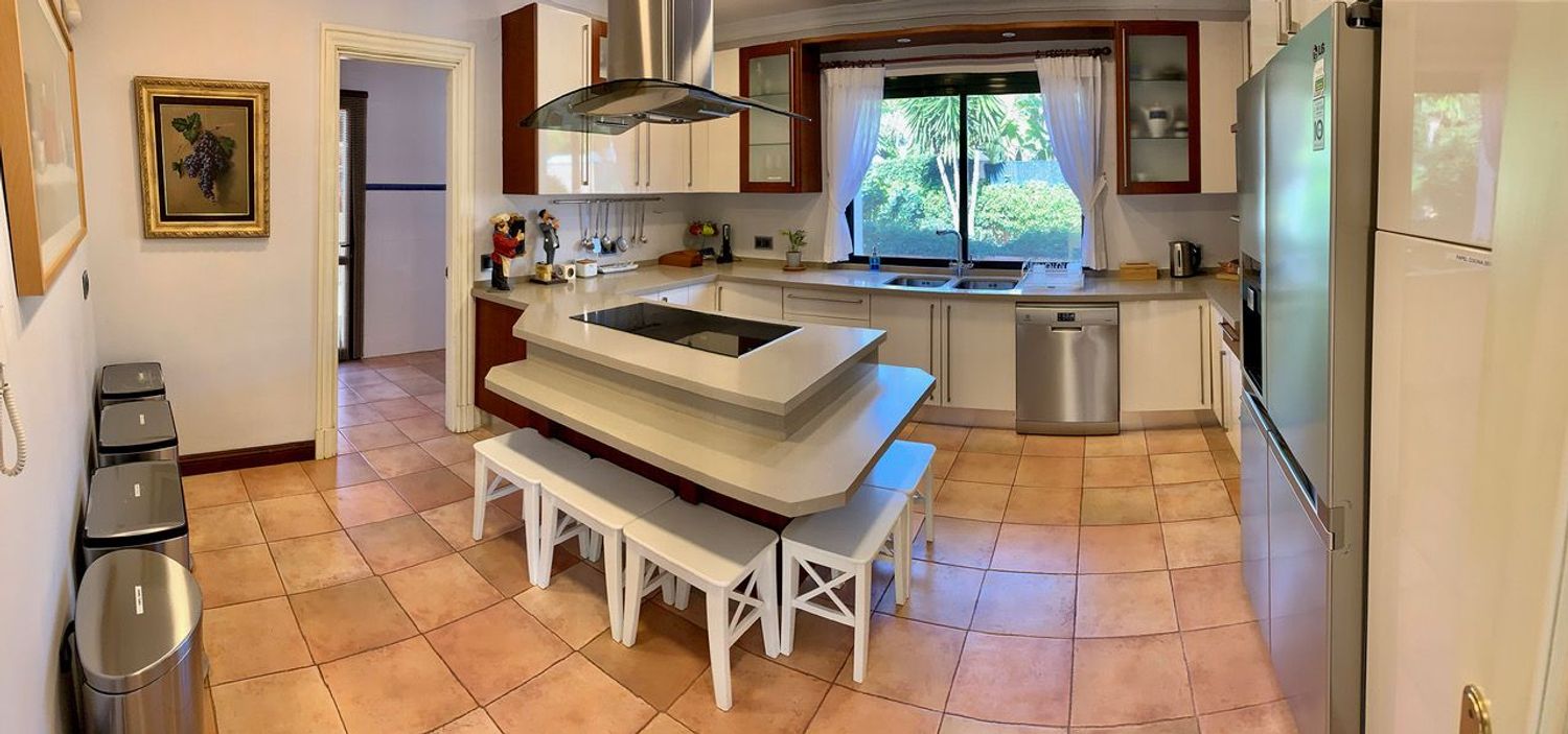 Casa o chalet independiente en Avenida Reina Doña Sofia, 34, Bahía de Marbella - Foto 27