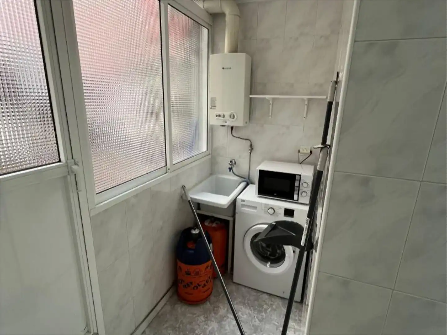 Piso en  Calle José Ortega Luque 17 - Foto 2