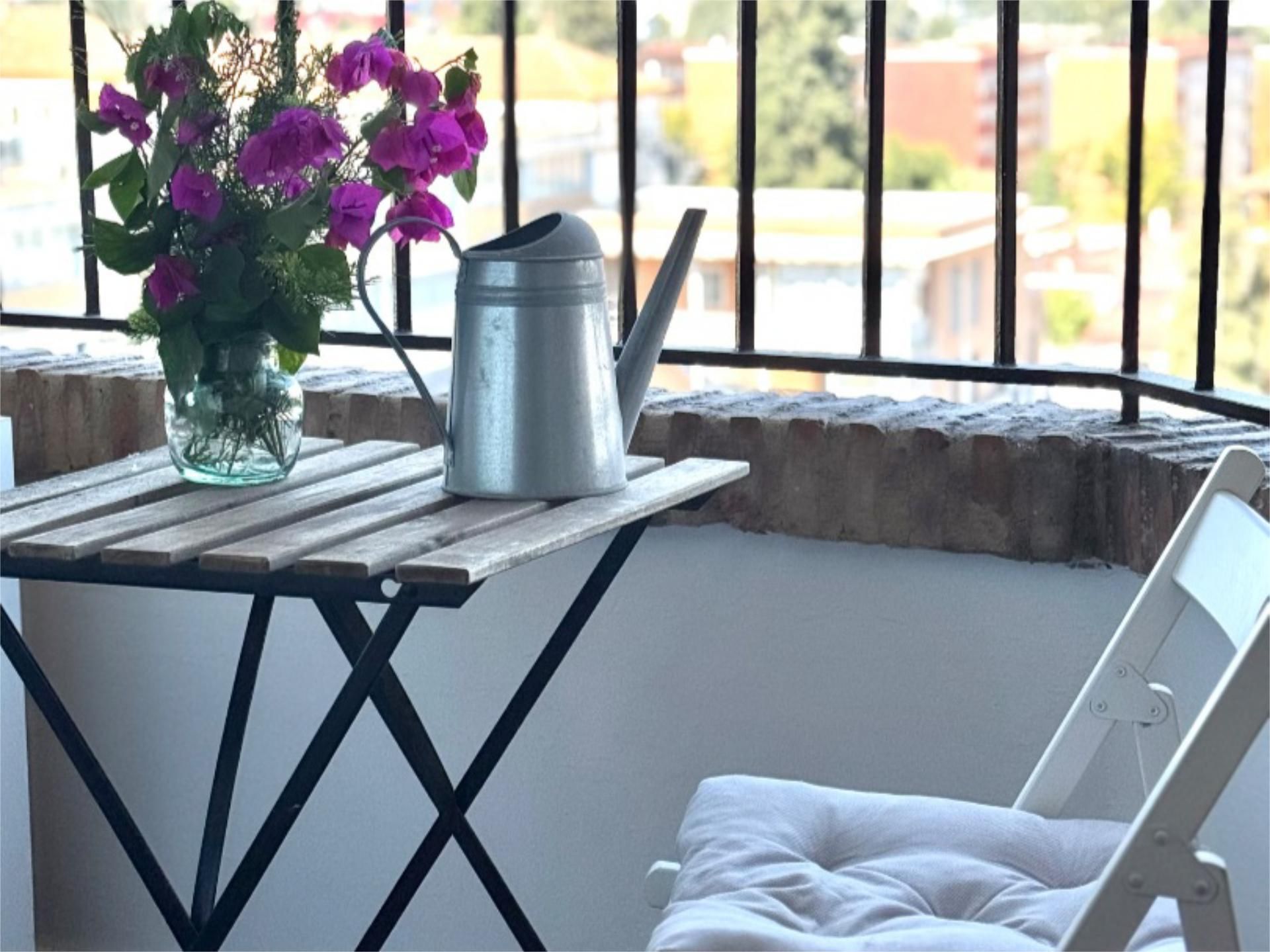 Estudio en  Avenida de la Reina Mercedes 1