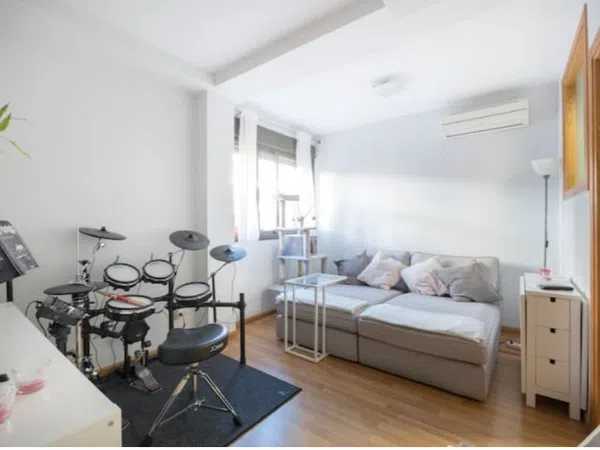 Piso en calle Hermanos del Moral, 79