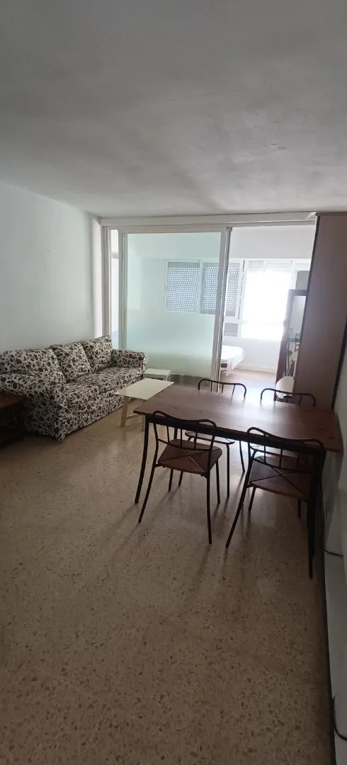 Estudio en  Carrer Huguet des Far 16 - Foto 2