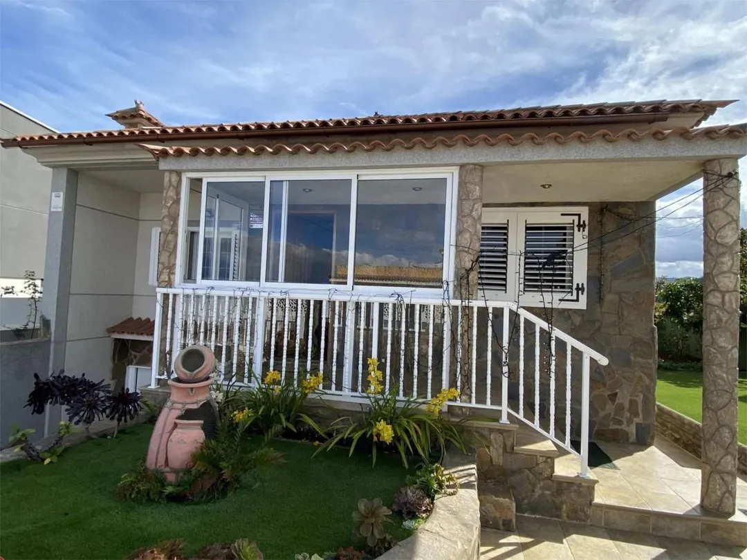 Chalet en  Avenida de la Democracia 39 - Foto 6