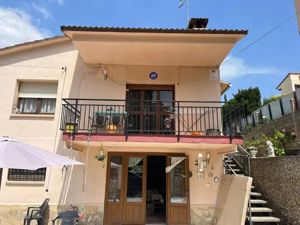 Casa o chalet independiente en Calle del Bruga, 24 - Foto 1