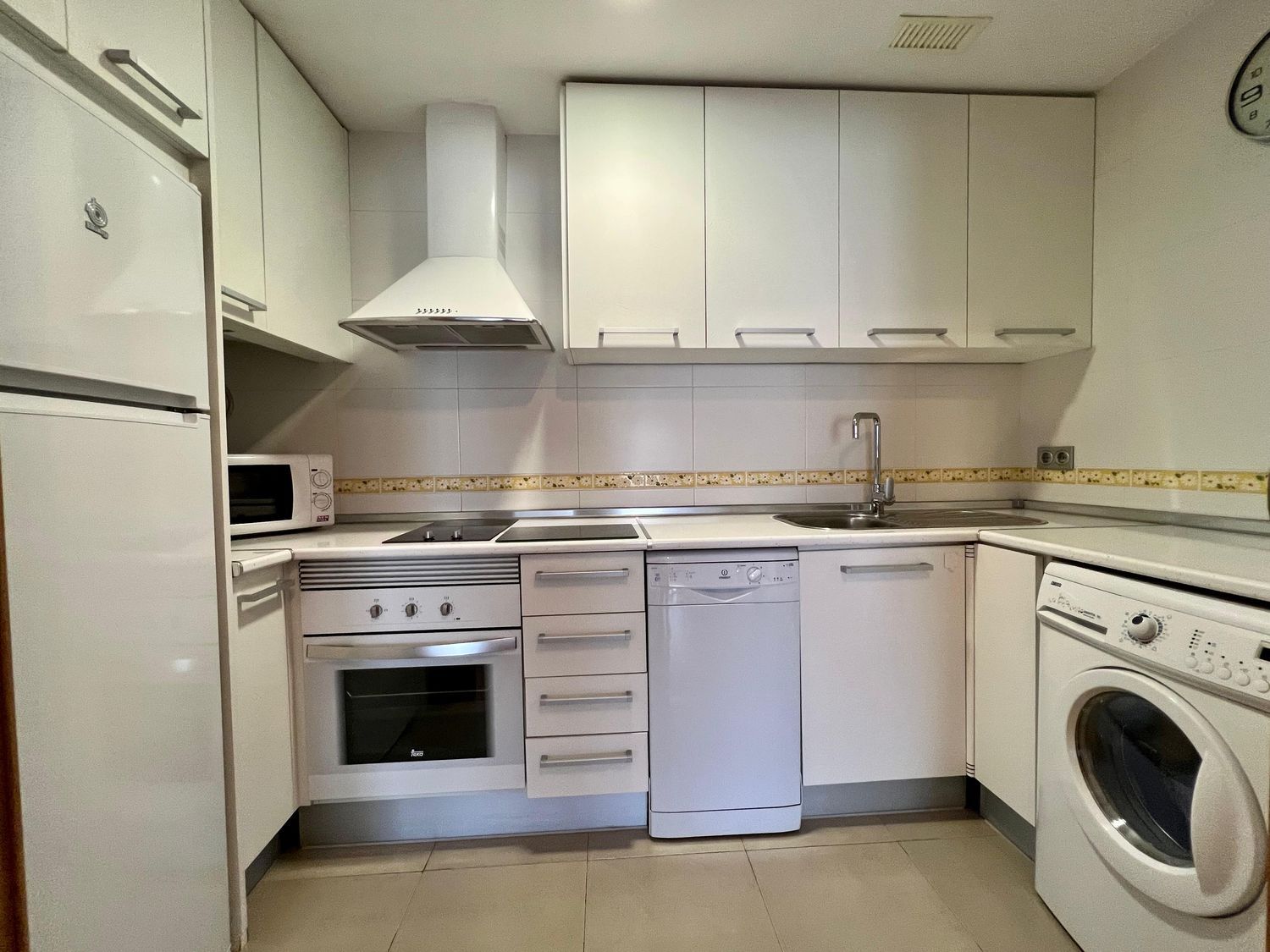 Piso en avenida Don Juan de Borbón, 35 - Foto 7