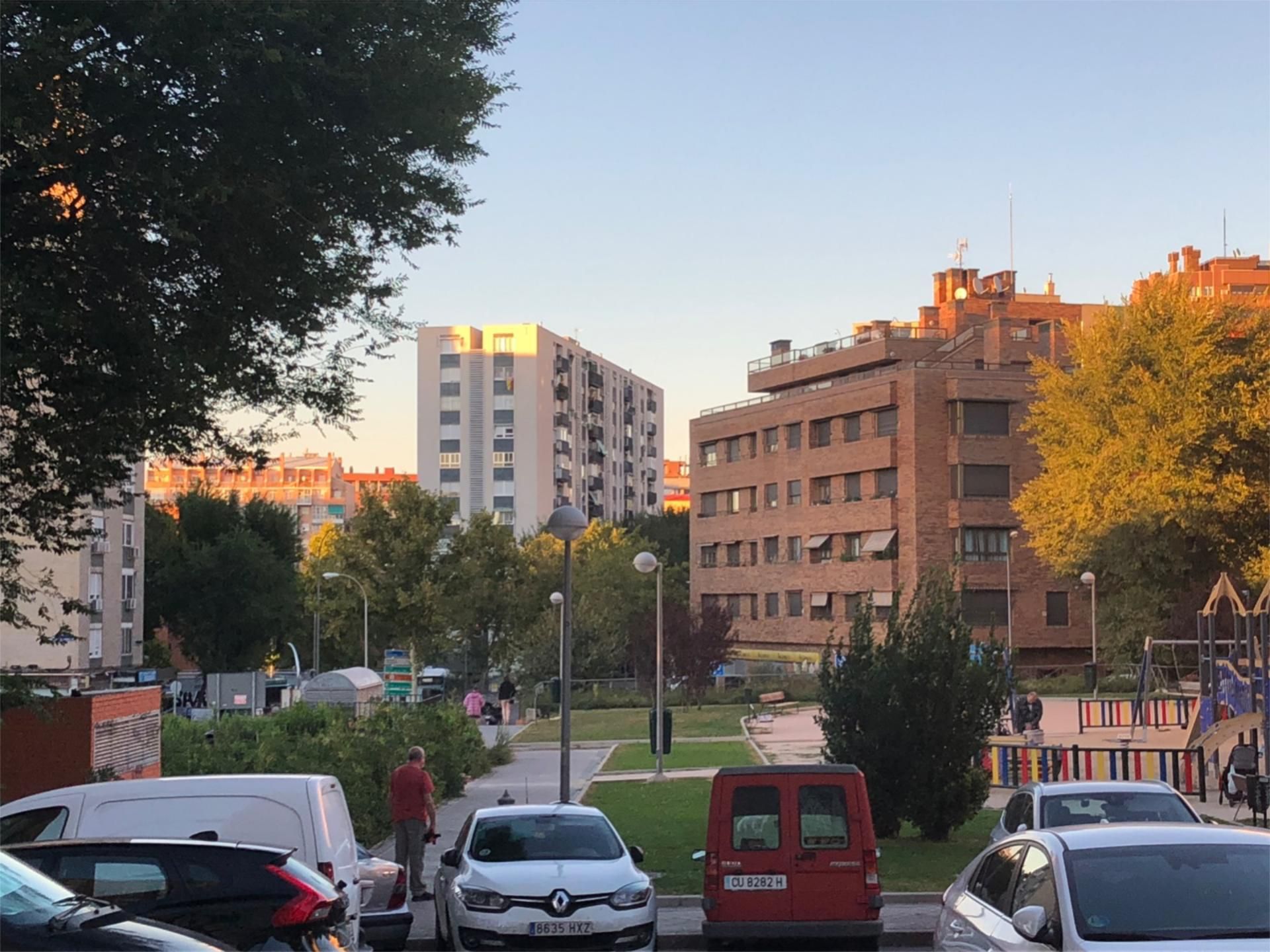 Piso en  Calle del Arroyo de la Media Legua 46 - Foto 3