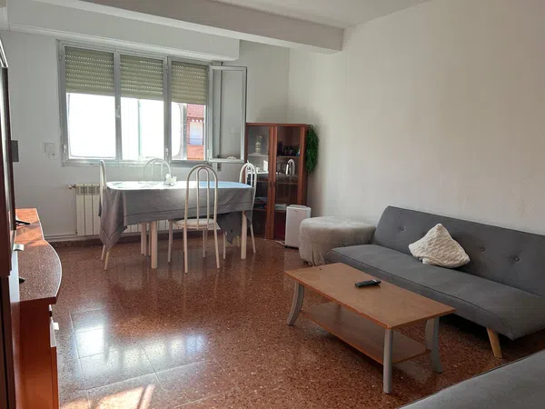 Piso en Calle Víctor Romanos, 18 - Foto 2