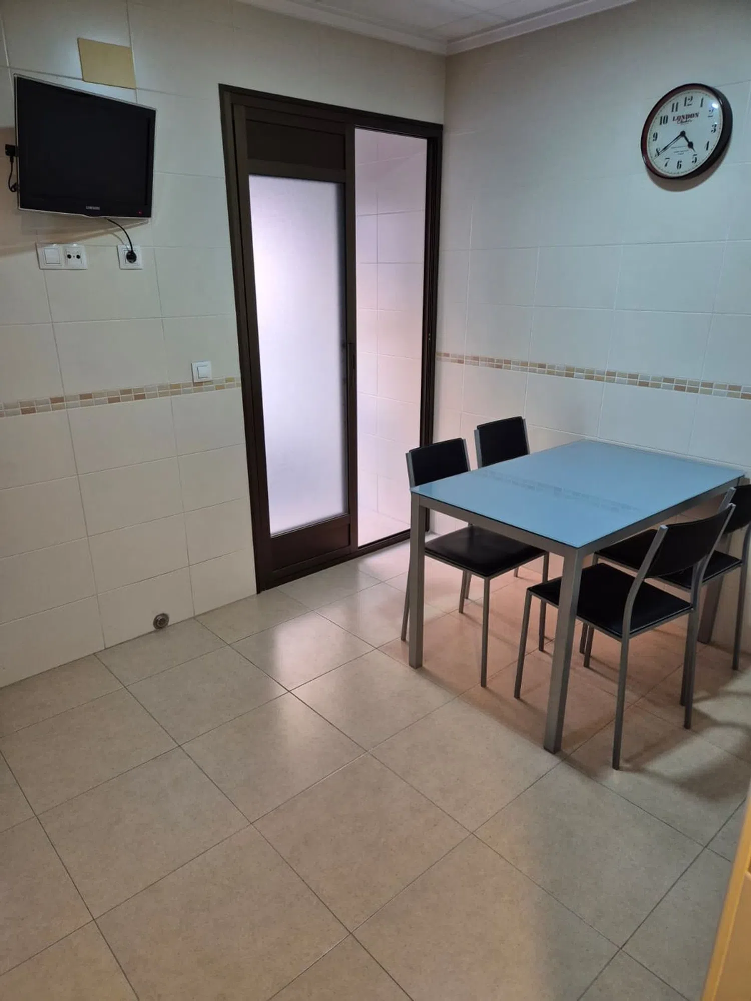 Piso en Avenida de la Paz - Foto 3