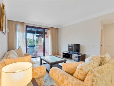 Piso en Marbella - Foto 4
