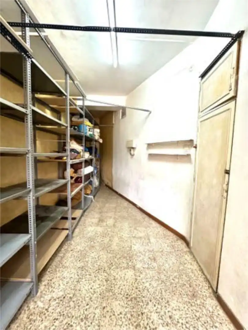 Local comercial en Tetuan - Foto 2