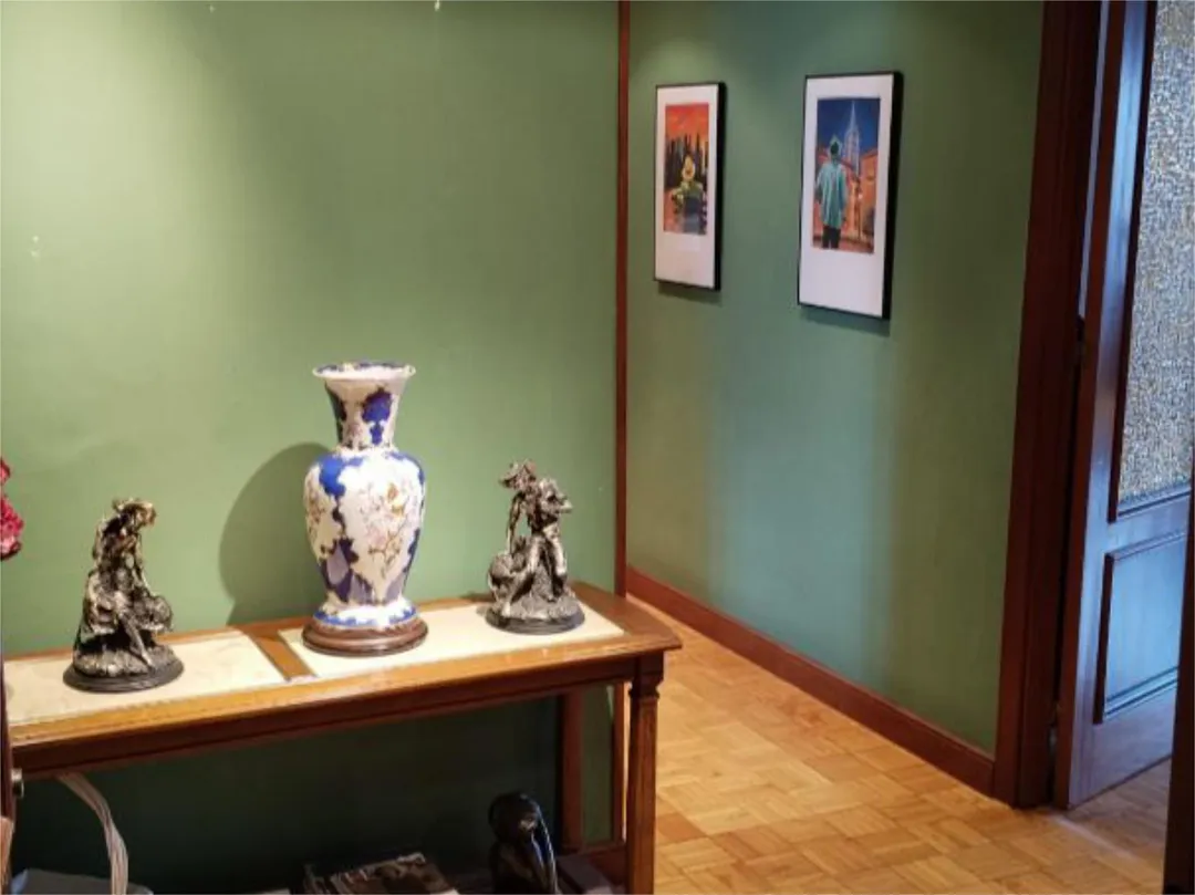 Piso en  Calle Leopoldo Calvo Sotelo 2 - Foto 2