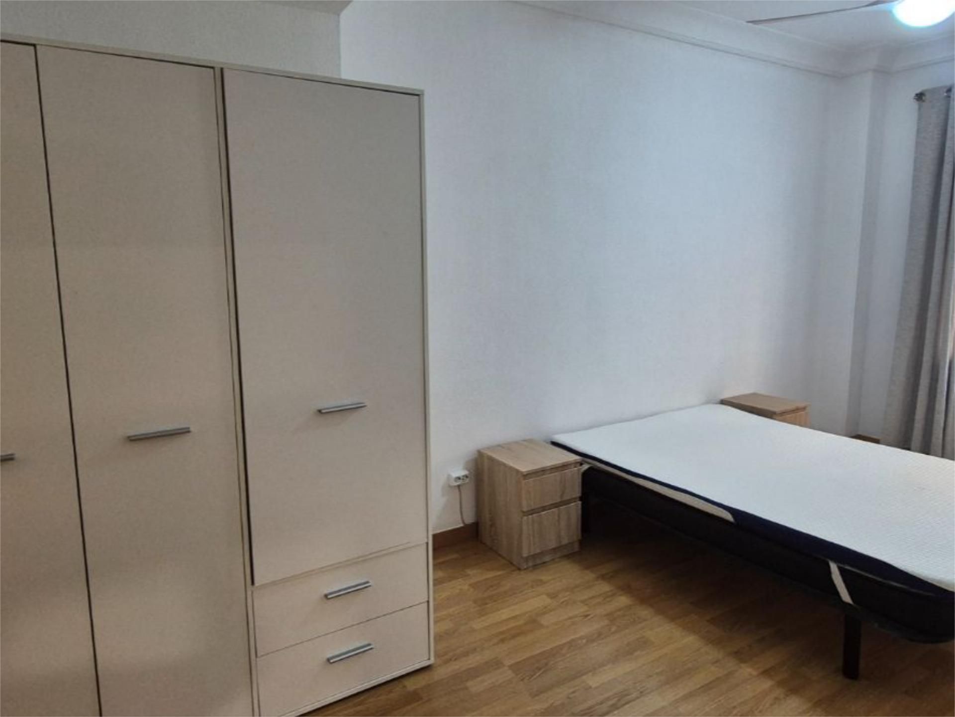 Piso en  Calle Valdés 10 - Foto 29