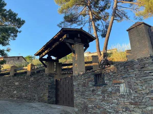 Casa rural en CL Mesegal, 8 - Foto 1