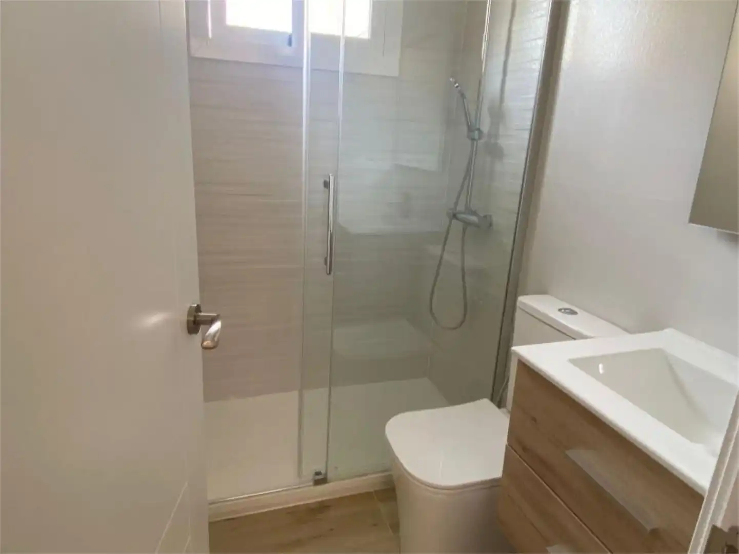 Piso en  Calle Luis de Morales 1 - Foto 3