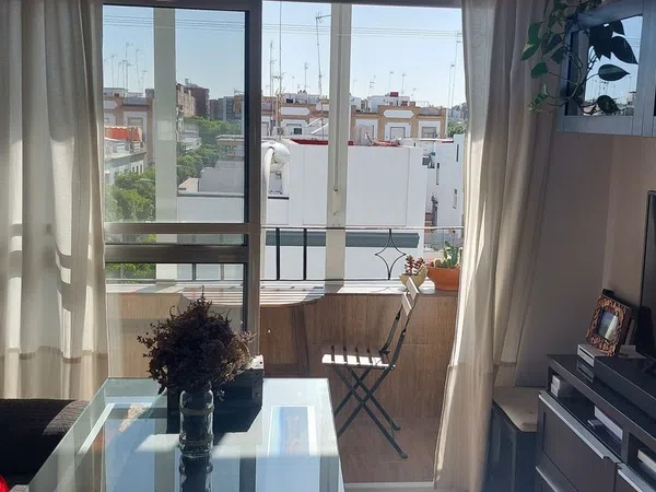 Piso en Calle Sanlúcar la Mayor, 18, Tiro de Línea - Foto 2