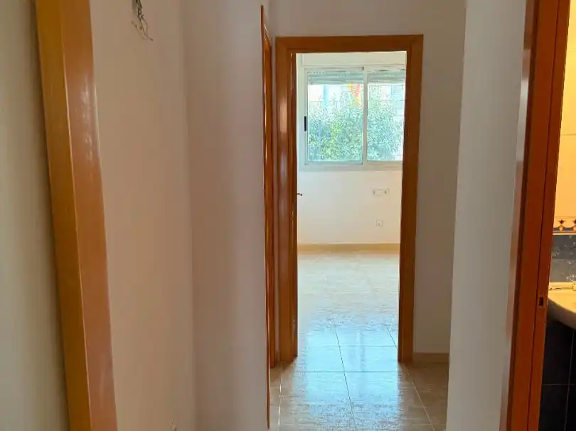 Piso en  Carrer Miquel Martí i Pol 8 - Foto 12