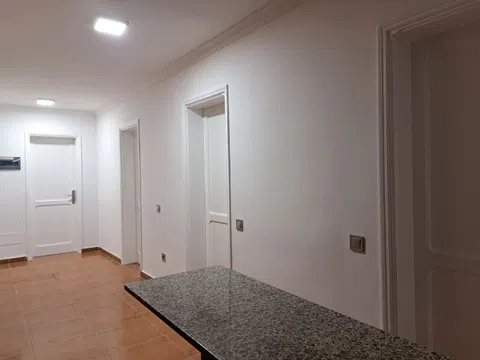 Piso en calle Ana María Margenat, 35
