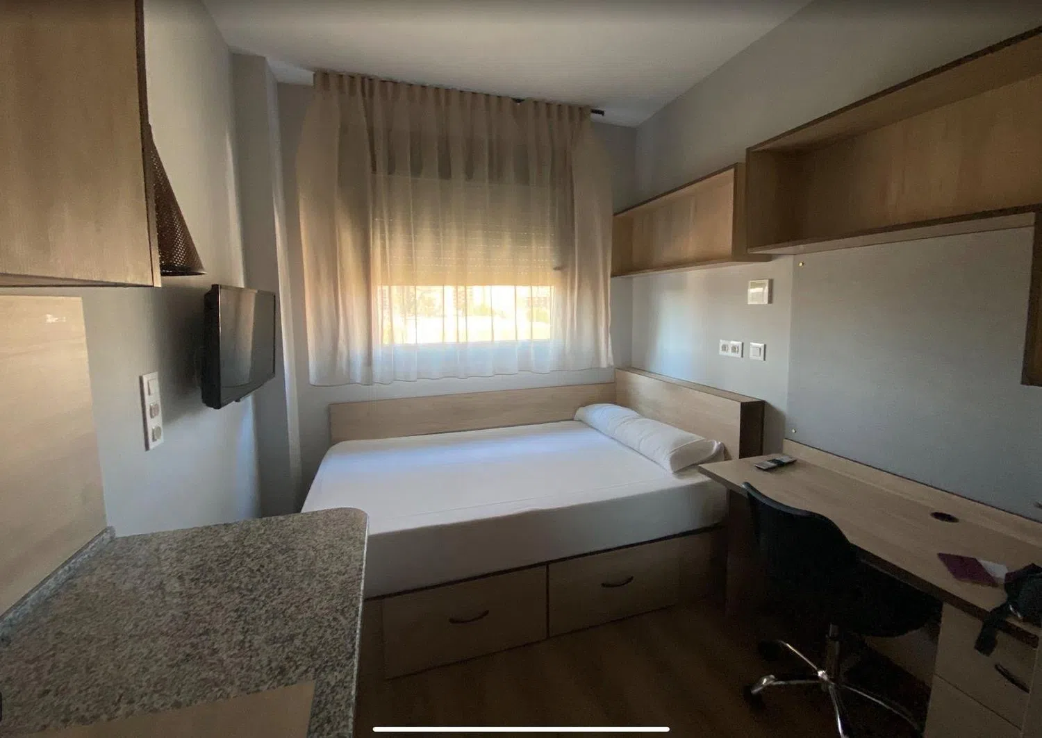 Estudio en calle Juan Gris, 9 - Foto 5