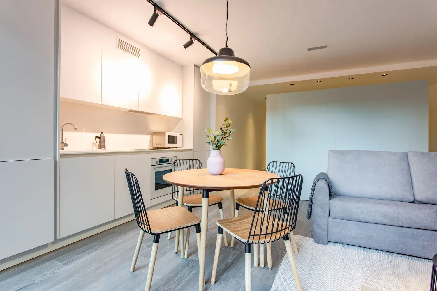 Estudio en avenida del Port, 40 - Foto 2