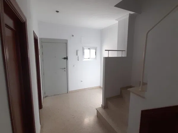 Chalet adosado en calle Montoro, 2