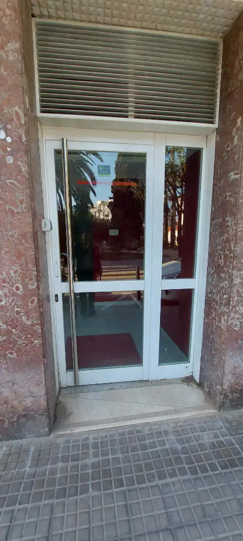 Local comercial en  Carrer d'Eduard Toldrà 23 - Foto 15