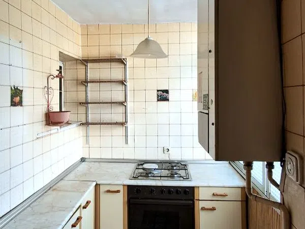 Piso en calle de Amposta, 11