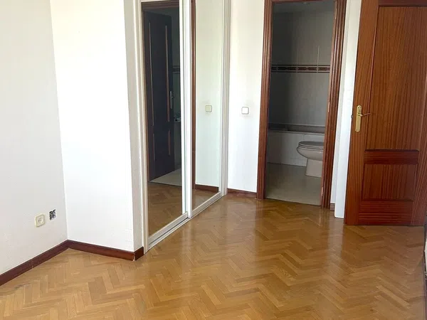 Piso en Calle de Grecia, Zona Avenida Europa - Foto 7
