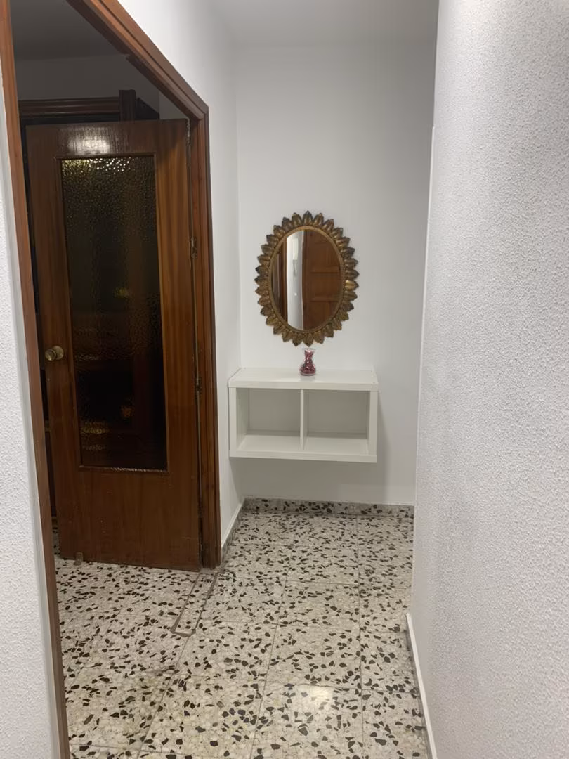 Piso en  Calle Pintor Pedro Orrente 6 - Foto 4