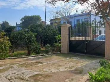 Casa adosada en Brenes - Foto 3