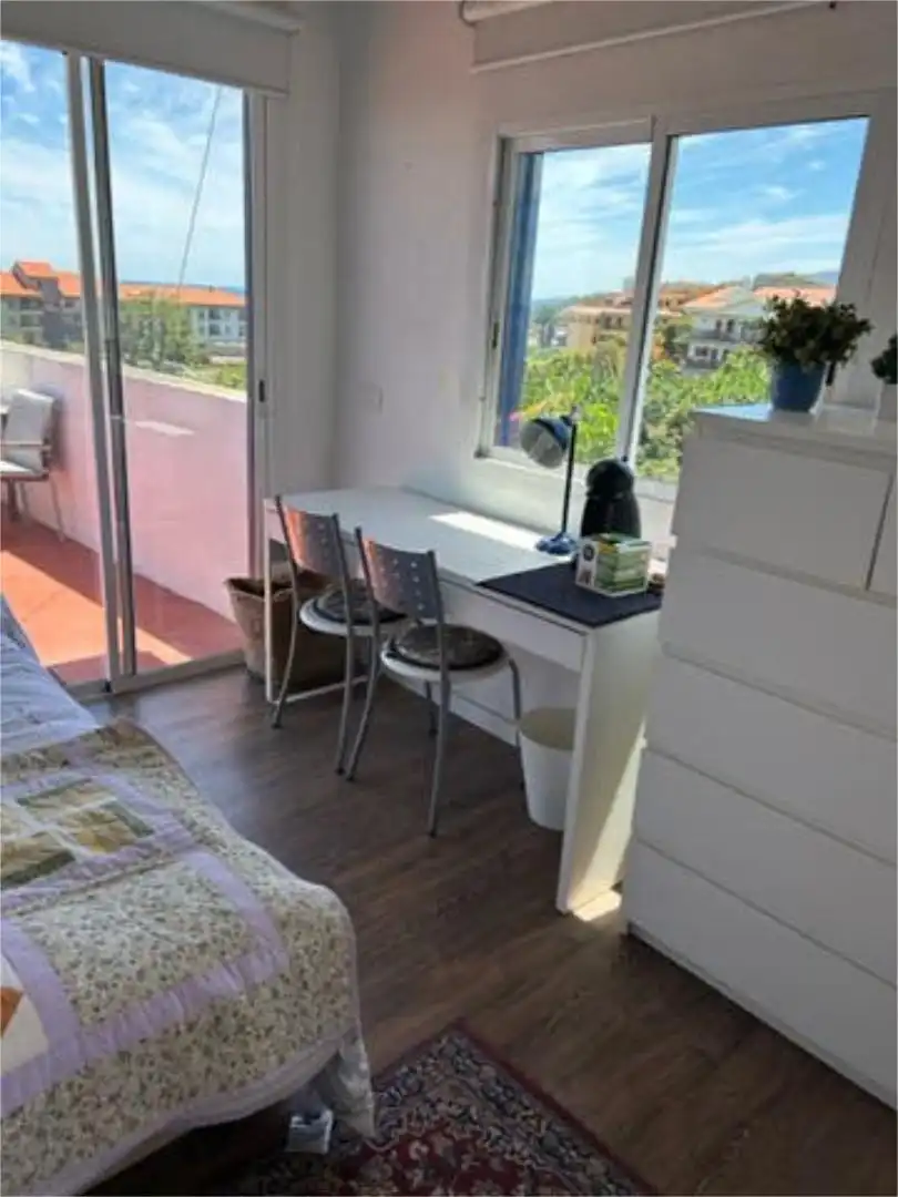 Estudio en Playa jardin - Foto 4