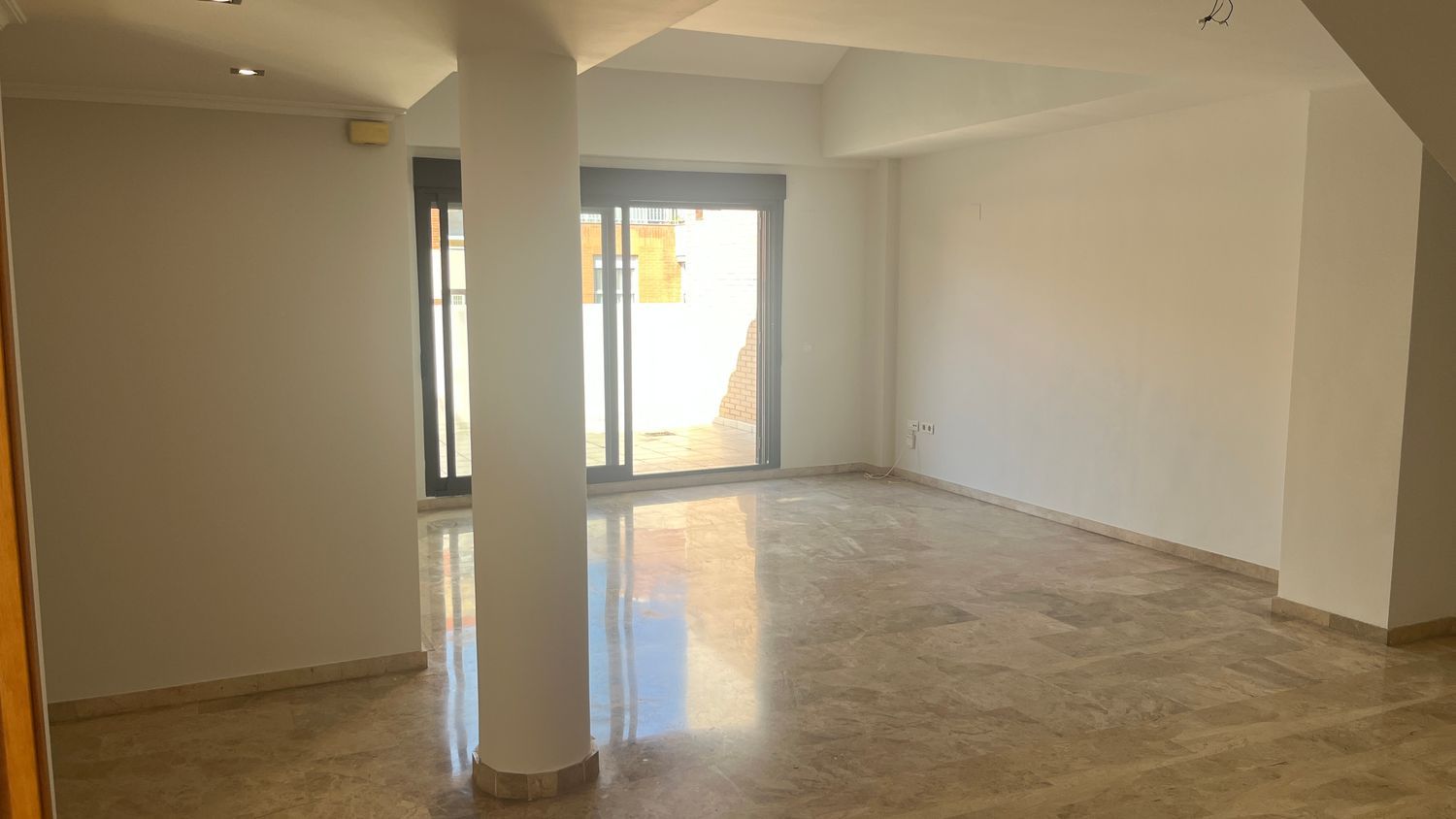 Ático en calle de Sagunt, 10 - Foto 3