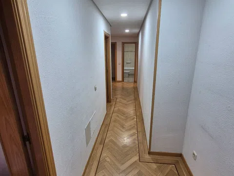 Piso en calle del Teniente Coronel Noreña, 39