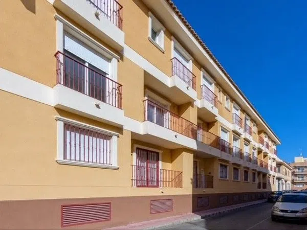 Piso en Calle Cristobal Colón, 4 - Foto 2