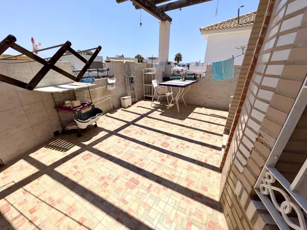 Casa o chalet independiente en Calle Laguna de la Ratosa, 9, El Tomillar - Foto 9