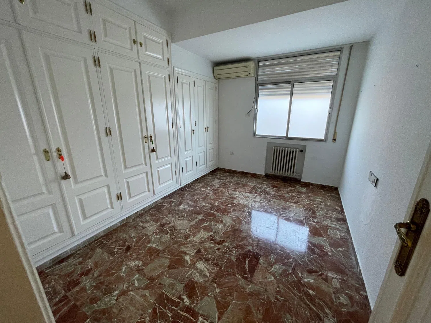 Piso en avenida de la República Argentina, 36 - Foto 3