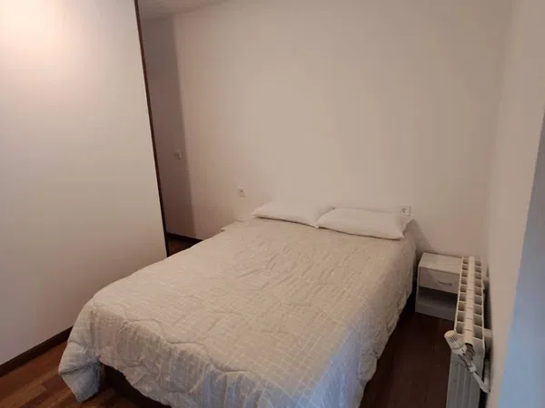Piso en Avenida Juan Hormaechea Cazón, 17 - Foto 4