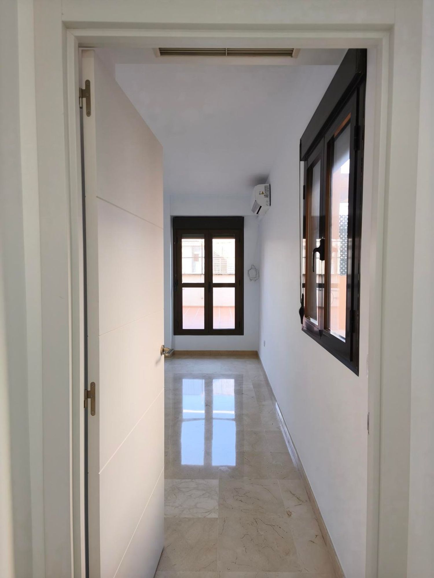 Alquiler de piso en Calle Amador de los Ríos, 56 - Foto 3