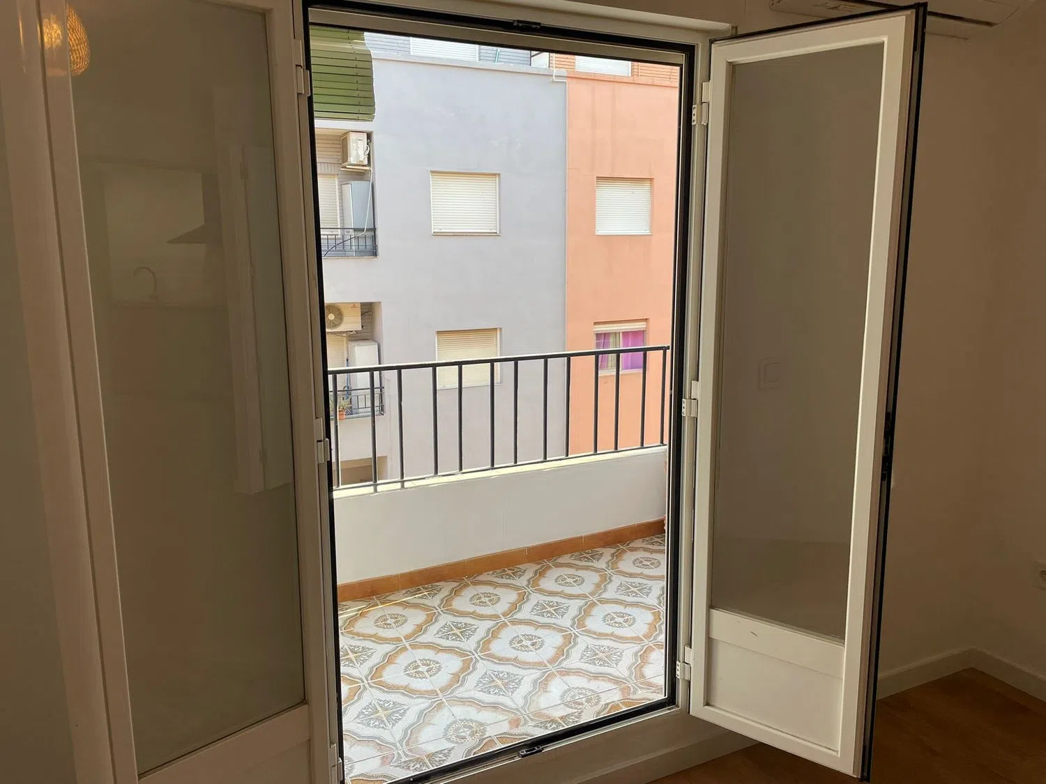 Piso en calle Navarro Cabanes, 29 - Foto 12