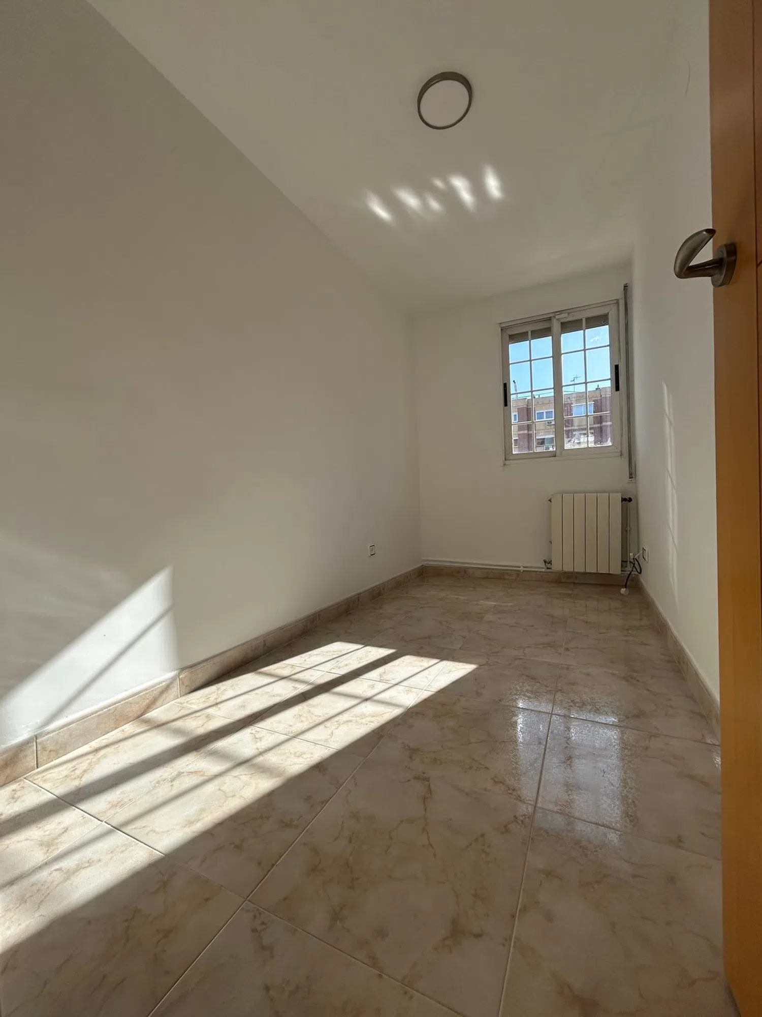 Piso en avenida del Marqués de Corbera, 57 - Foto 4