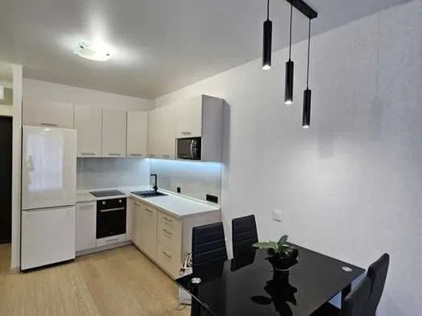 Piso en calle la Regente, 4 - Foto 1