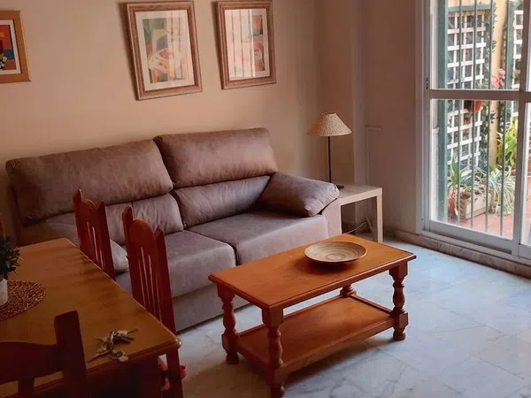Piso en Calle Bolivia, 75, Pedregalejo - Morlaco - Foto 2