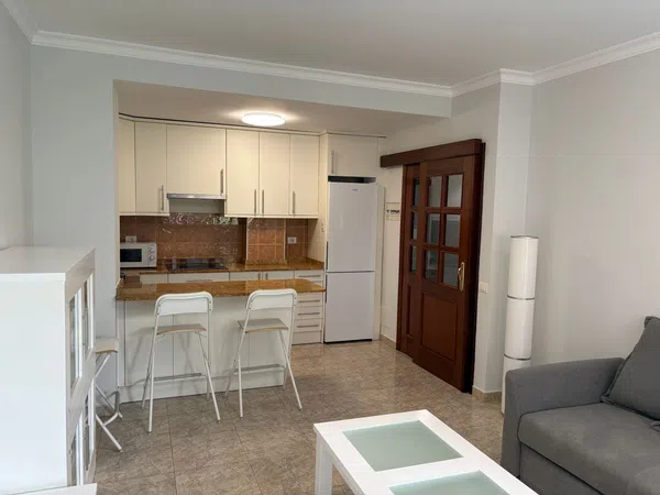 Piso en Calle Bernardo de la Torre, 73, Santa Catalina - Canteras - Foto 2