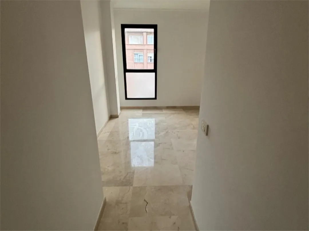 Piso en  Avenida Pintor Felo Monzón 34 - Foto 13